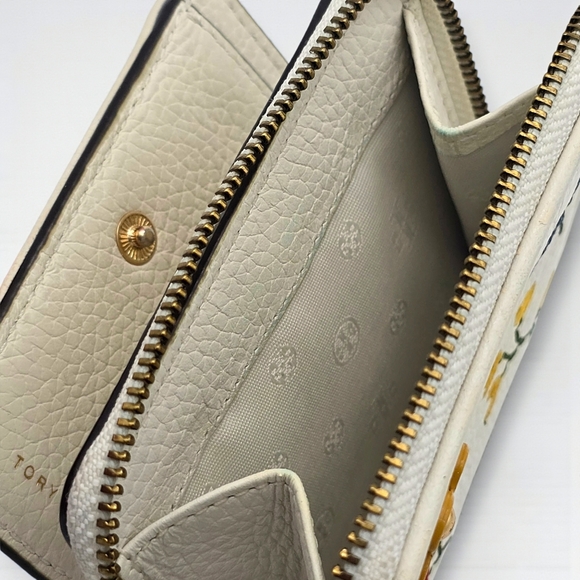 Tory Burch Britten Floral Embroidered Wallet Ivory Boho Pebbled Leather - Picture 7 of 17